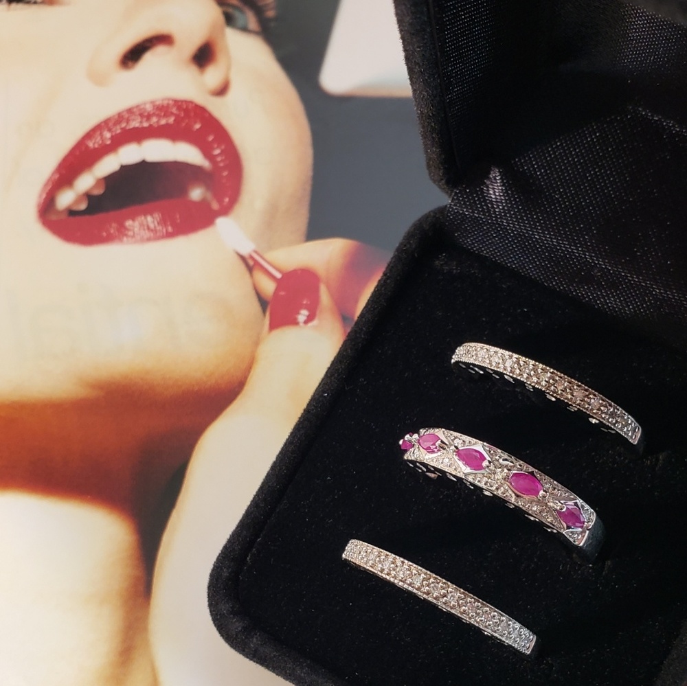 Beautiful Precious Ruby Gemstone Diamond Rings